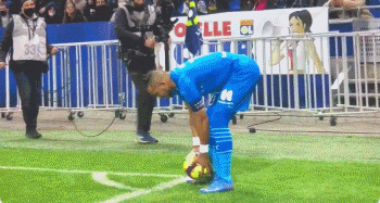 这配合比游戏里还流畅