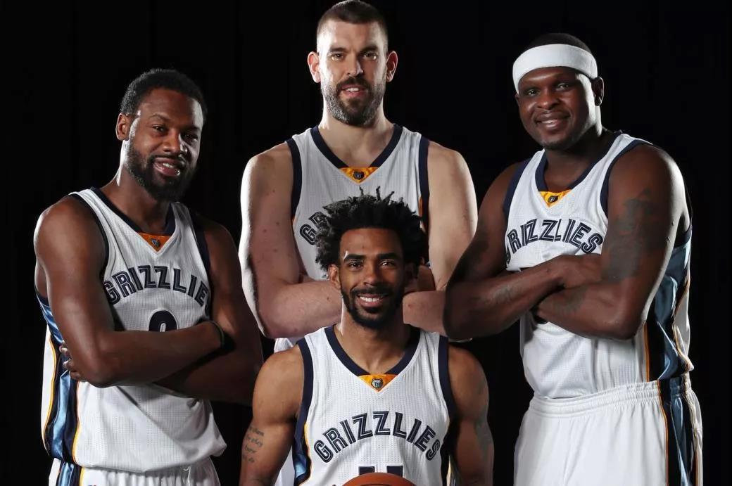 掘金VS黄蜂前瞻：掘金冲击客场10连胜，拉梅洛·鲍尔缺阵（黄蜂迎战掘金前瞻：拉梅洛·鲍尔缺席，丹佛冲击客场十连胜）