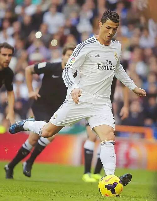 英媒：小蜜蜂6个英超主场狂揽13分，近期连胜利物浦+纽卡（英媒：小蜜蜂英超主场近6战豪取13分，连克利物浦和纽卡）